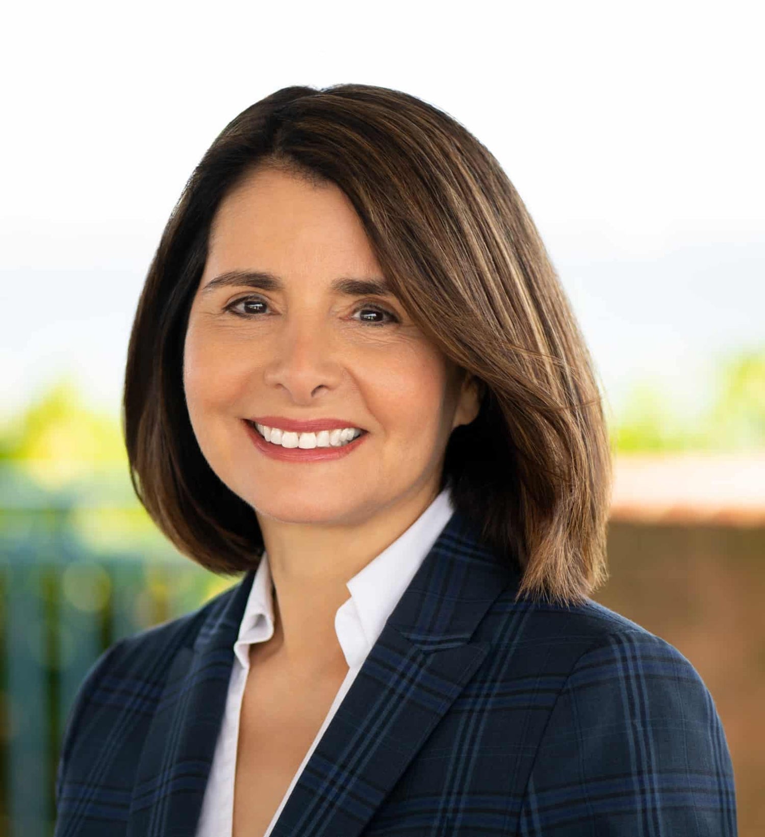 1 FREEZEDRIED FRUIT BRAND, CRISPY GREEN, PROMOTES SALES TALENT FROM